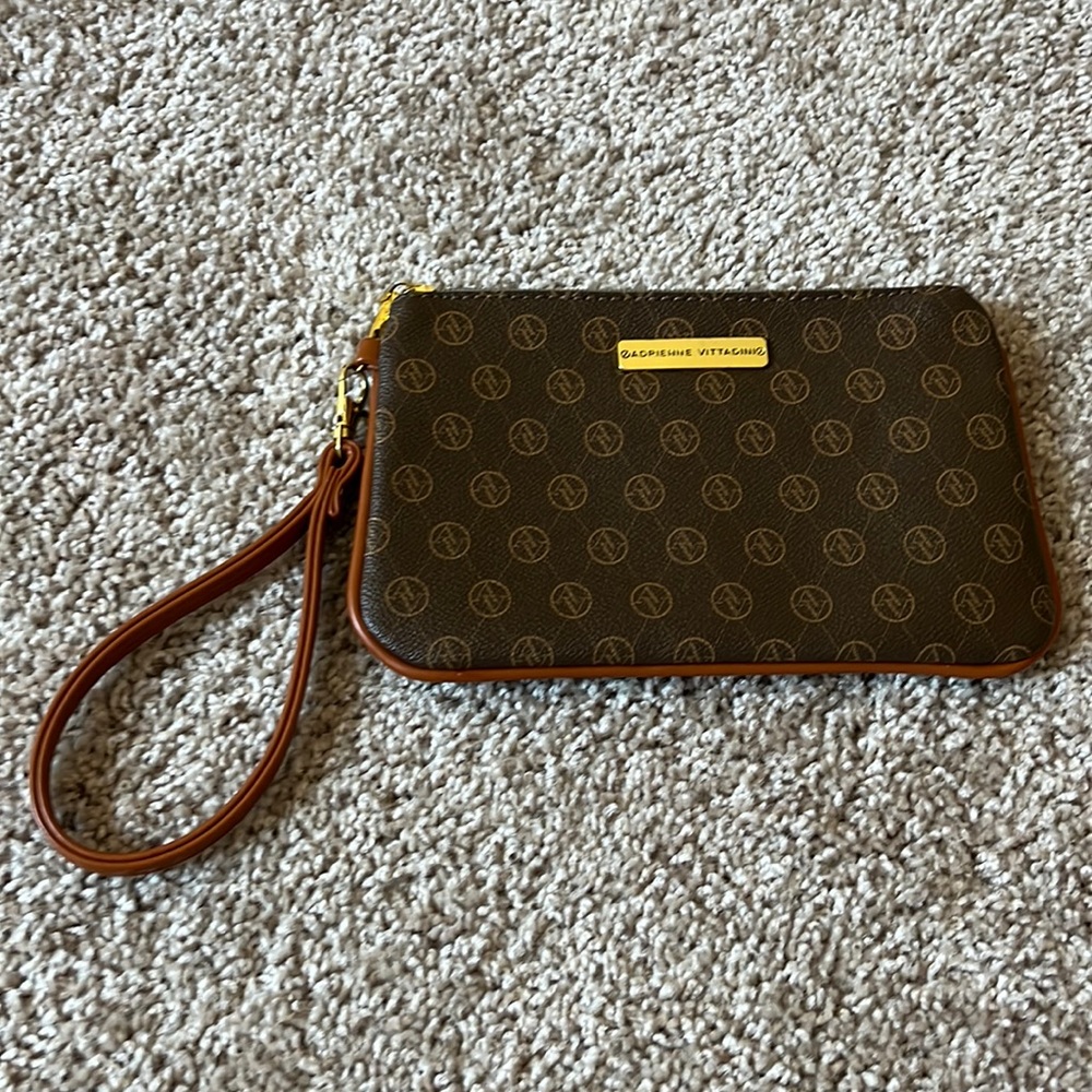 Adrienne Vittadini Clutch